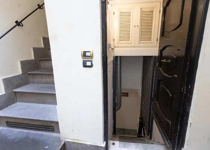 Apartment Guesthost - Rione Vi Parione Comfy Rom